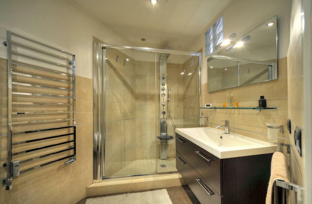 Сasa de vacaciones Luxury House - The